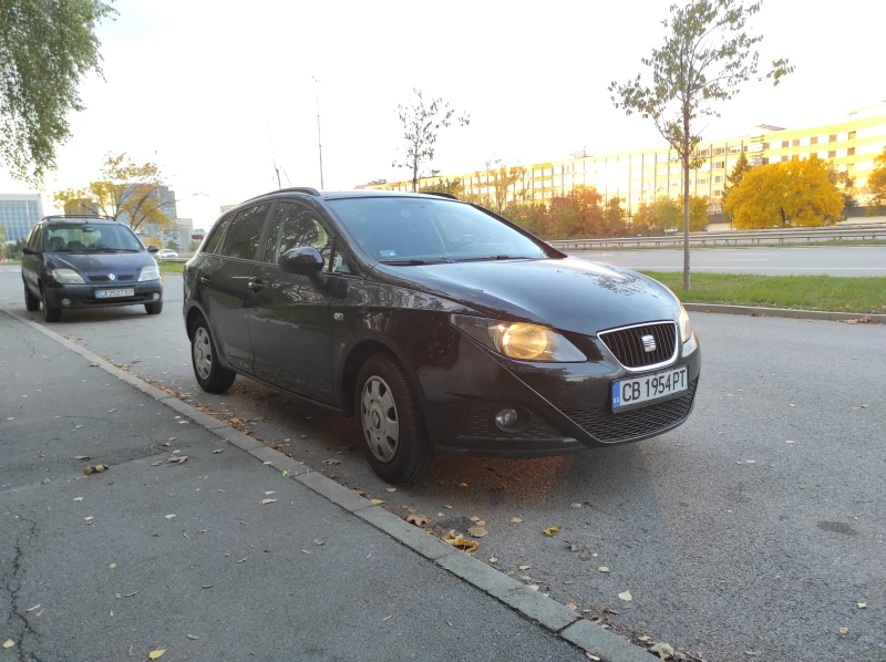 Seat Ibiza 1.4 i * клима* , снимка 3 - Автомобили и джипове - 47565898