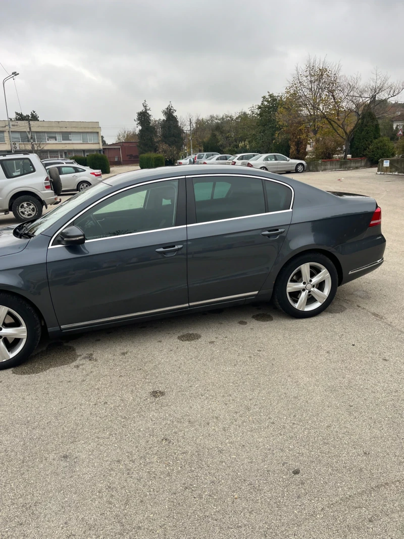 VW Passat, снимка 5 - Автомобили и джипове - 47995847