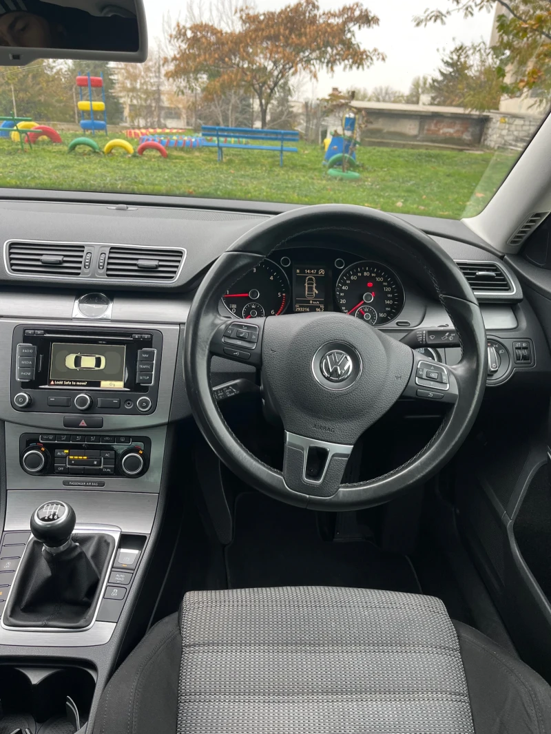 VW Passat, снимка 7 - Автомобили и джипове - 47995847