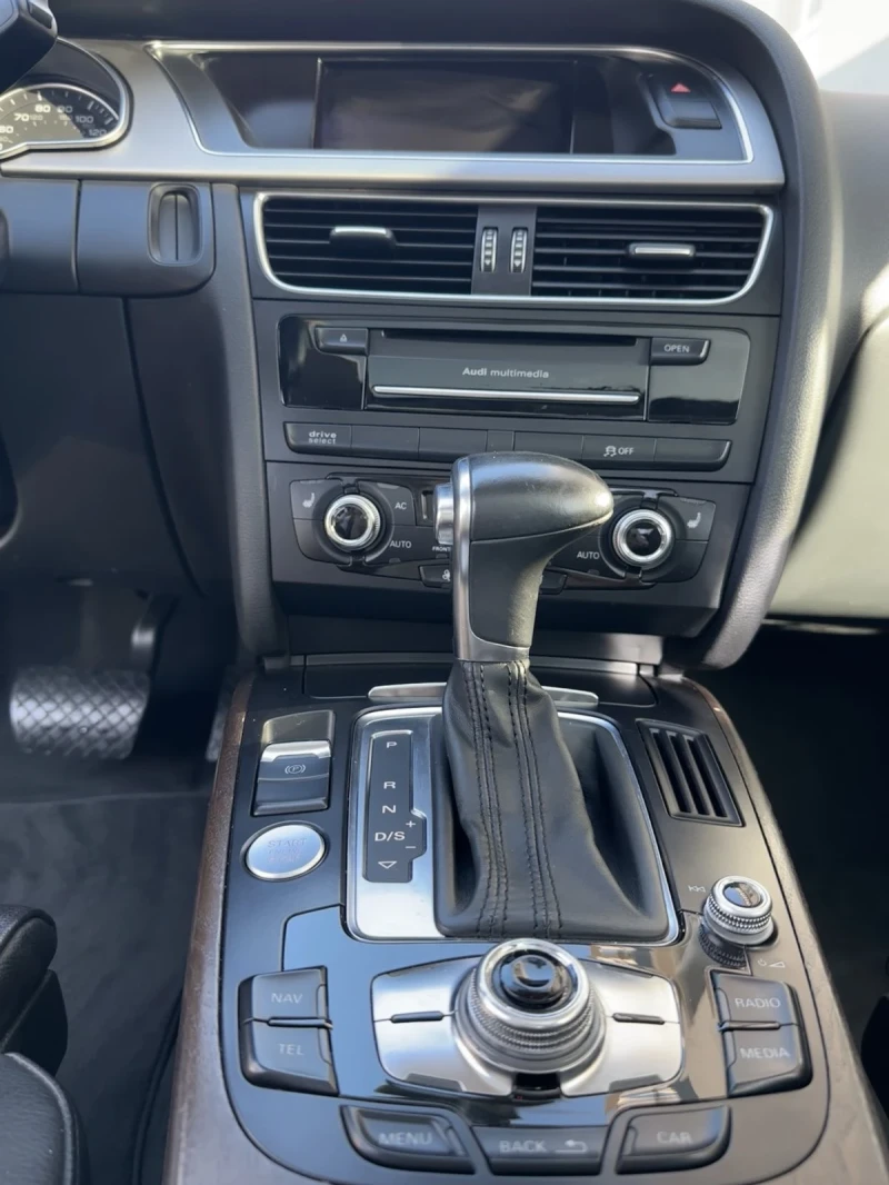 Audi A5 2.0 TFSI Sportback QUATTRO, снимка 8 - Автомобили и джипове - 52417159