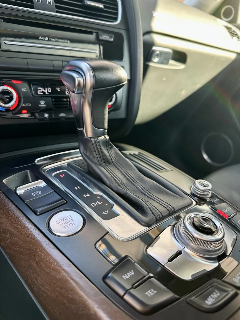Audi A5 2.0 TFSI Sportback QUATTRO, снимка 9 - Автомобили и джипове - 52417159
