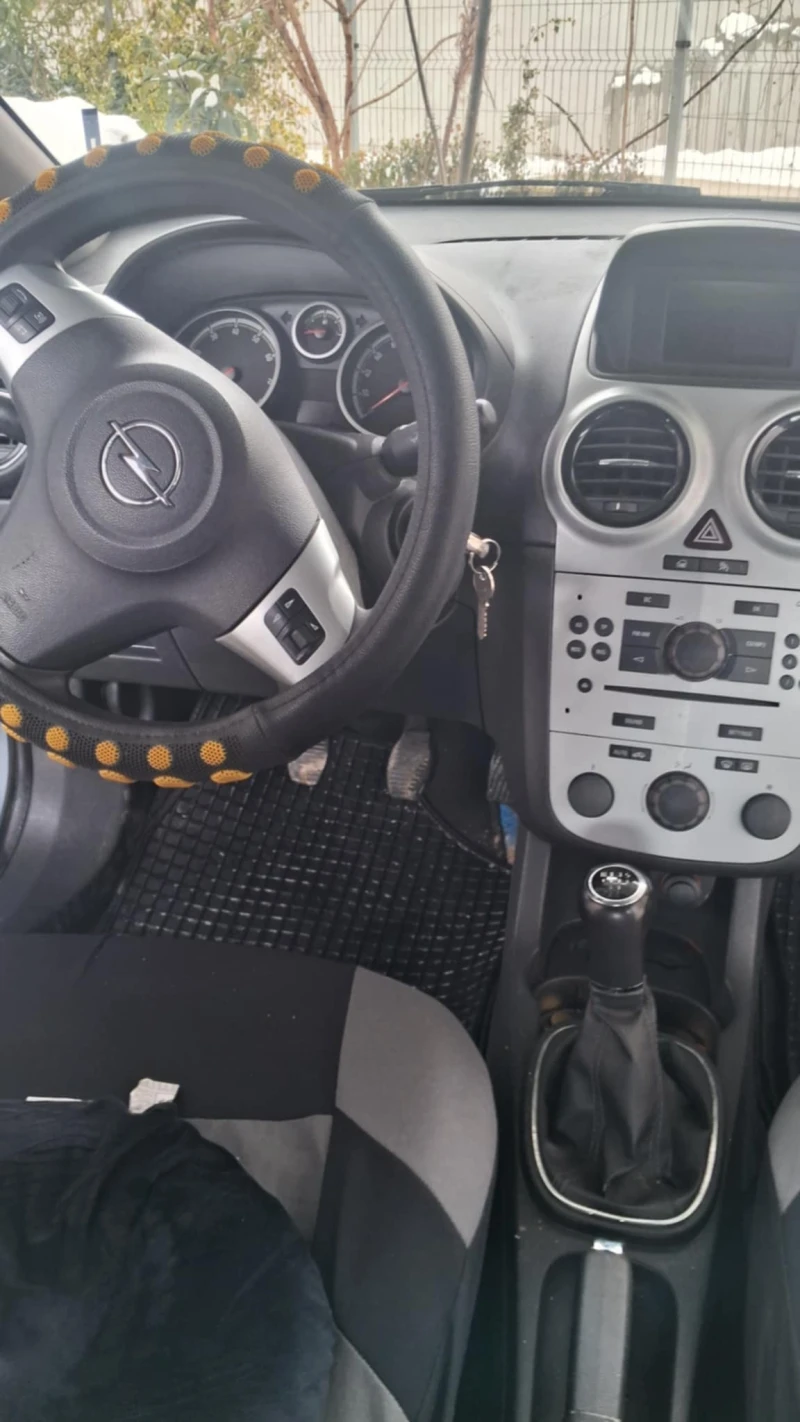 Opel Corsa 1.2 Sport, снимка 10 - Автомобили и джипове - 53191346
