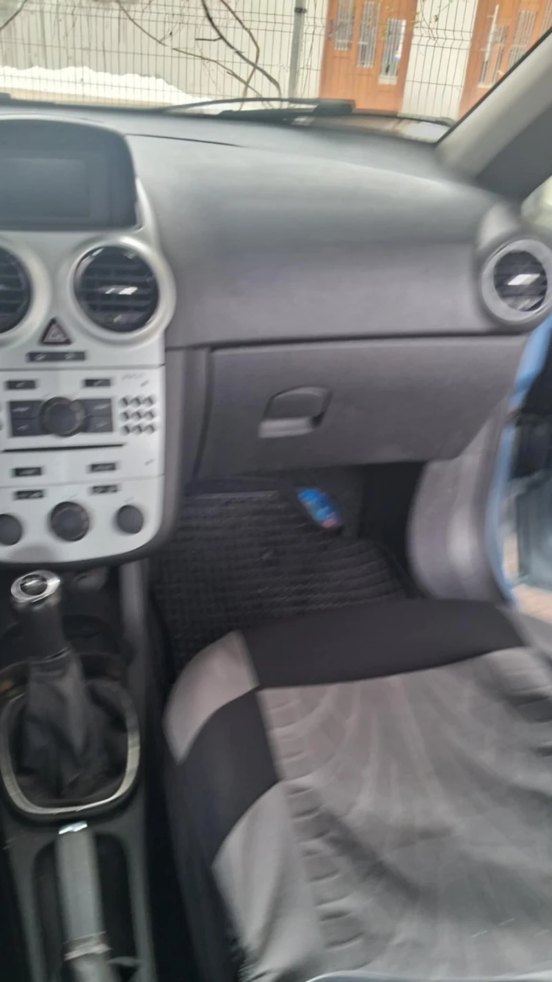 Opel Corsa 1.2 Sport, снимка 11 - Автомобили и джипове - 53191346