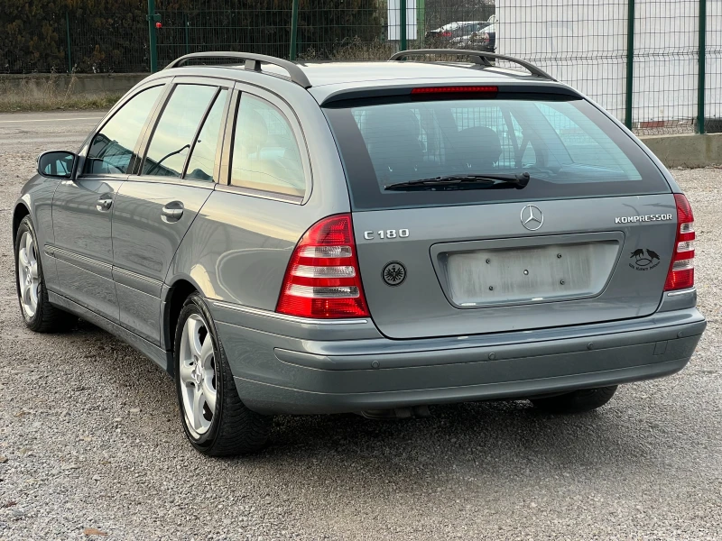 Mercedes-Benz C 180 Kompressor, снимка 5 - Автомобили и джипове - 53279568
