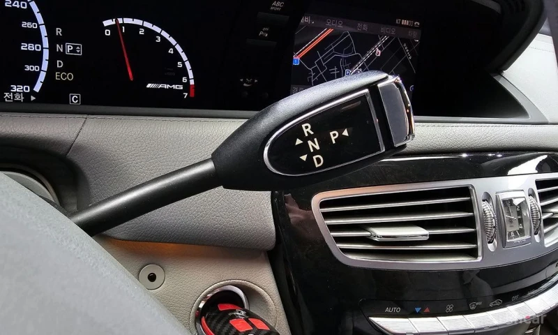 Mercedes-Benz CL 63 AMG, снимка 9 - Автомобили и джипове - 53387223