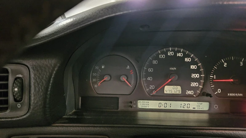 Volvo V70, снимка 2 - Автомобили и джипове - 53528069