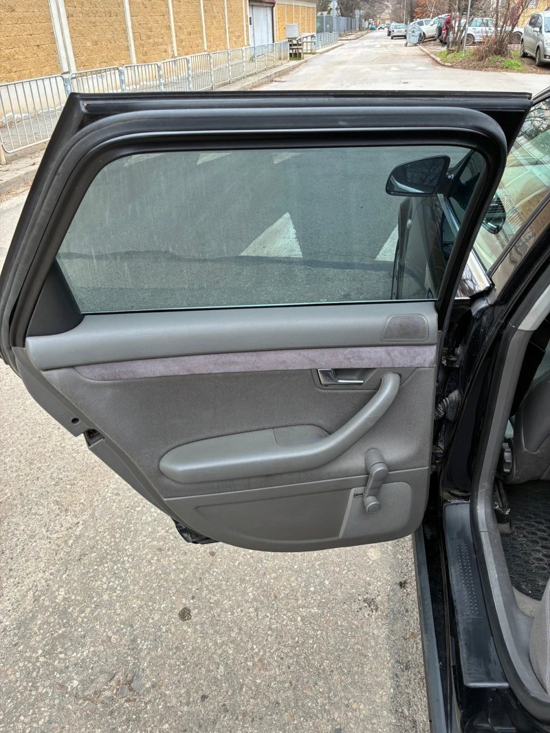 Audi A4, снимка 11 - Автомобили и джипове - 53540885