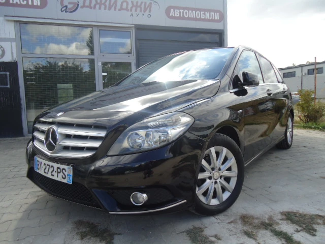 Mercedes-Benz B 180 CDI 109kc NAVI, снимка 1 - Автомобили и джипове - 47204845