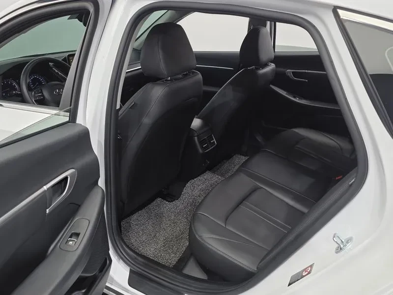 Hyundai Sonata 1.6 Turbo Smart, снимка 11 - Автомобили и джипове - 55802578