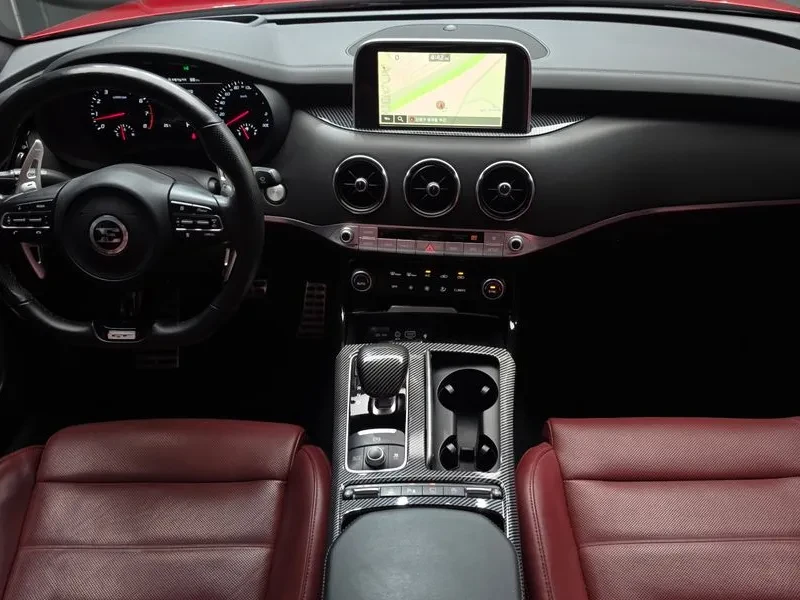 Kia Stinger 3.3 Turbo Awd Gt, снимка 14 - Автомобили и джипове - 55949595