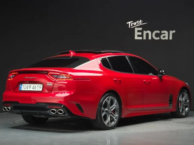 Kia Stinger 3.3 Turbo Awd Gt, снимка 4 - Автомобили и джипове - 55949595