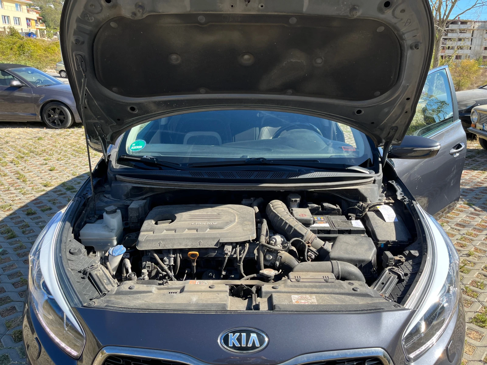 Kia Ceed 1, 6CRDi - изображение 7