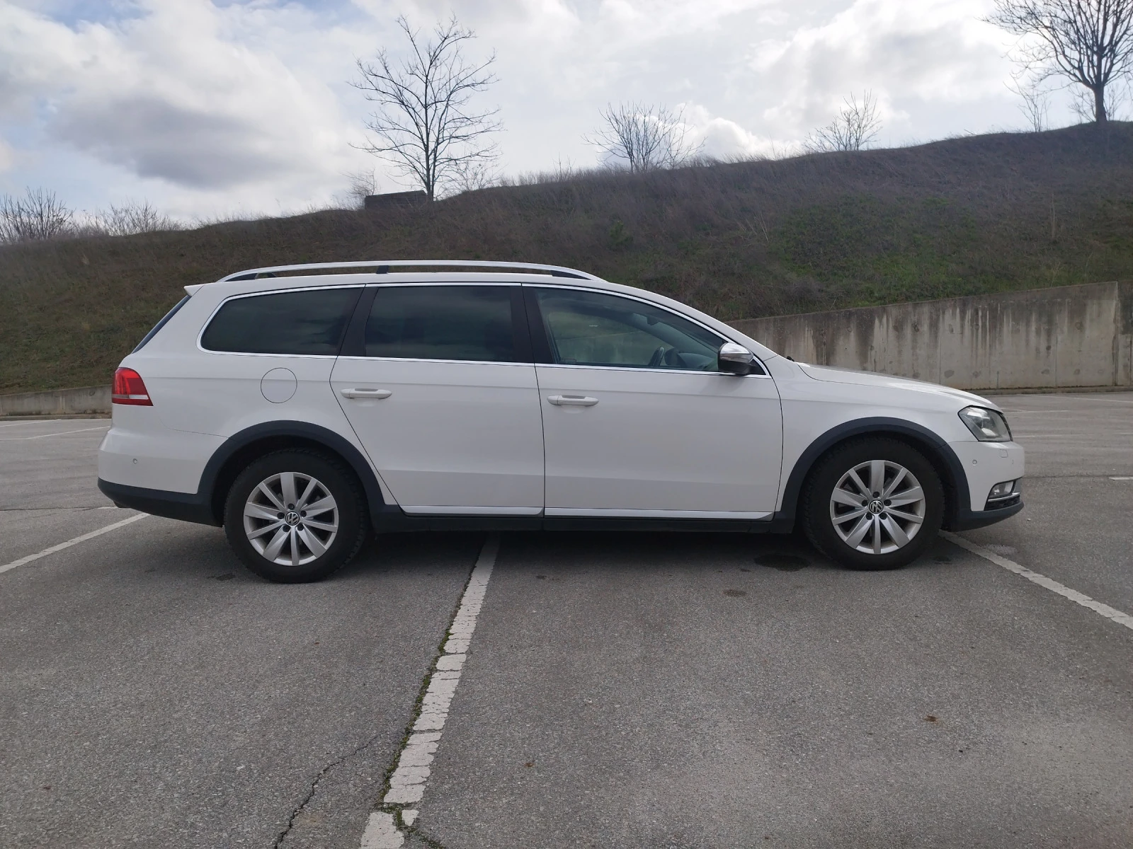 VW Passat VW PASSAT B7 Variant (365) 2.0 TDI 4motion  - изображение 8