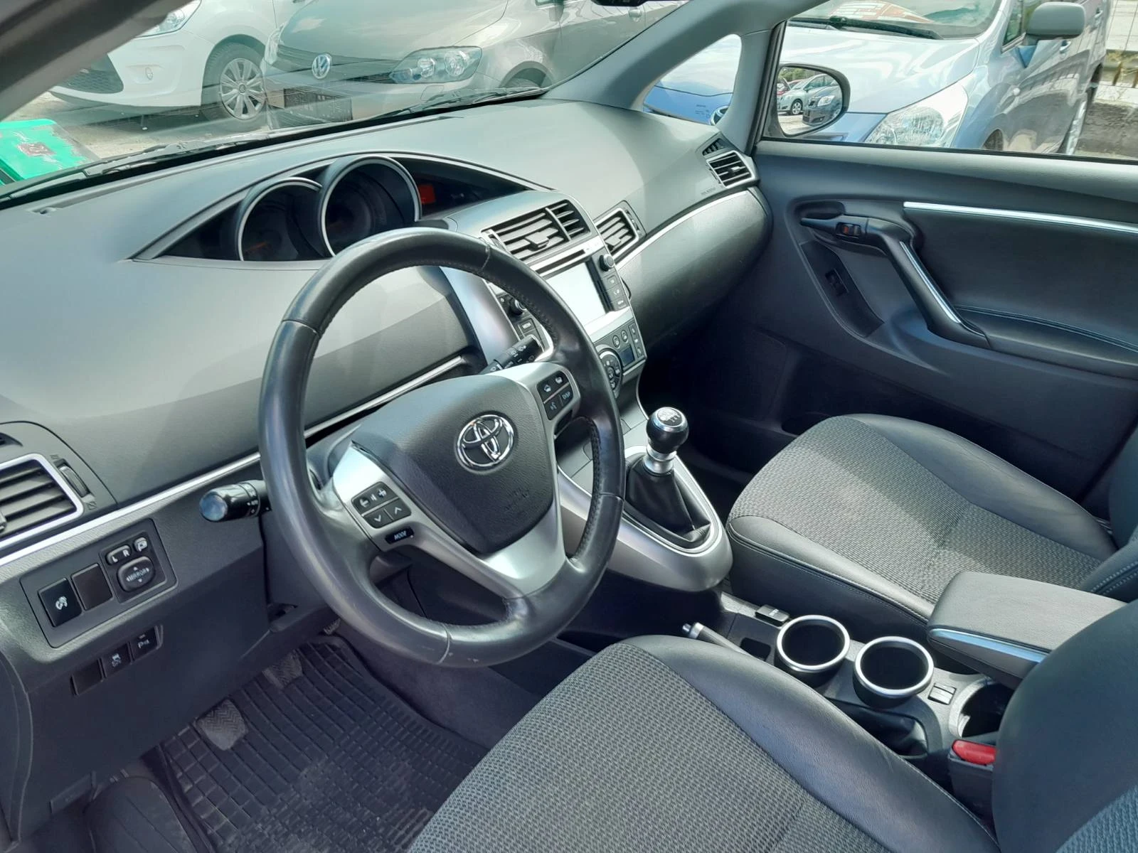 Toyota Verso 1.6D4D - изображение 5