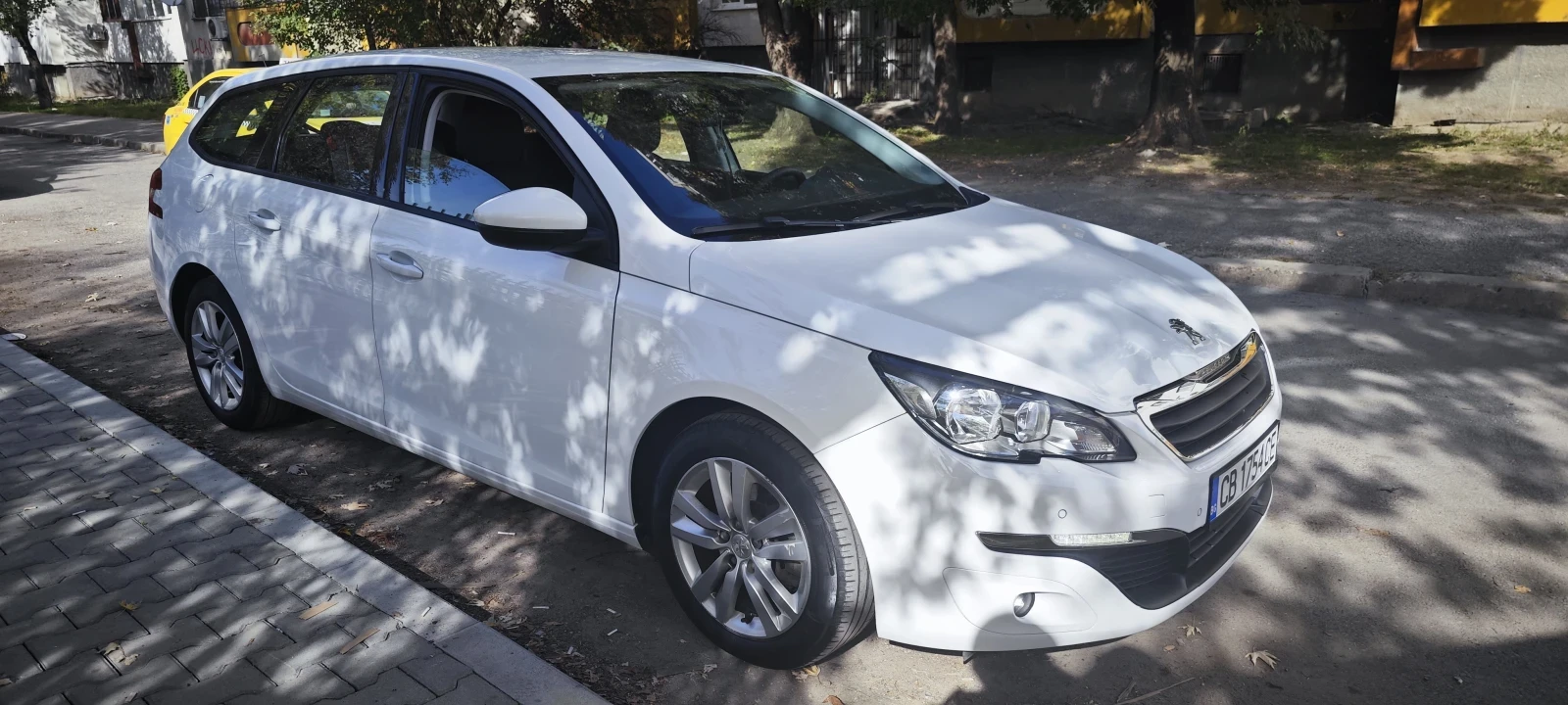 Peugeot 308 1.6BlueHdi 120к.с | Навигация | Евро 6 |  - изображение 2