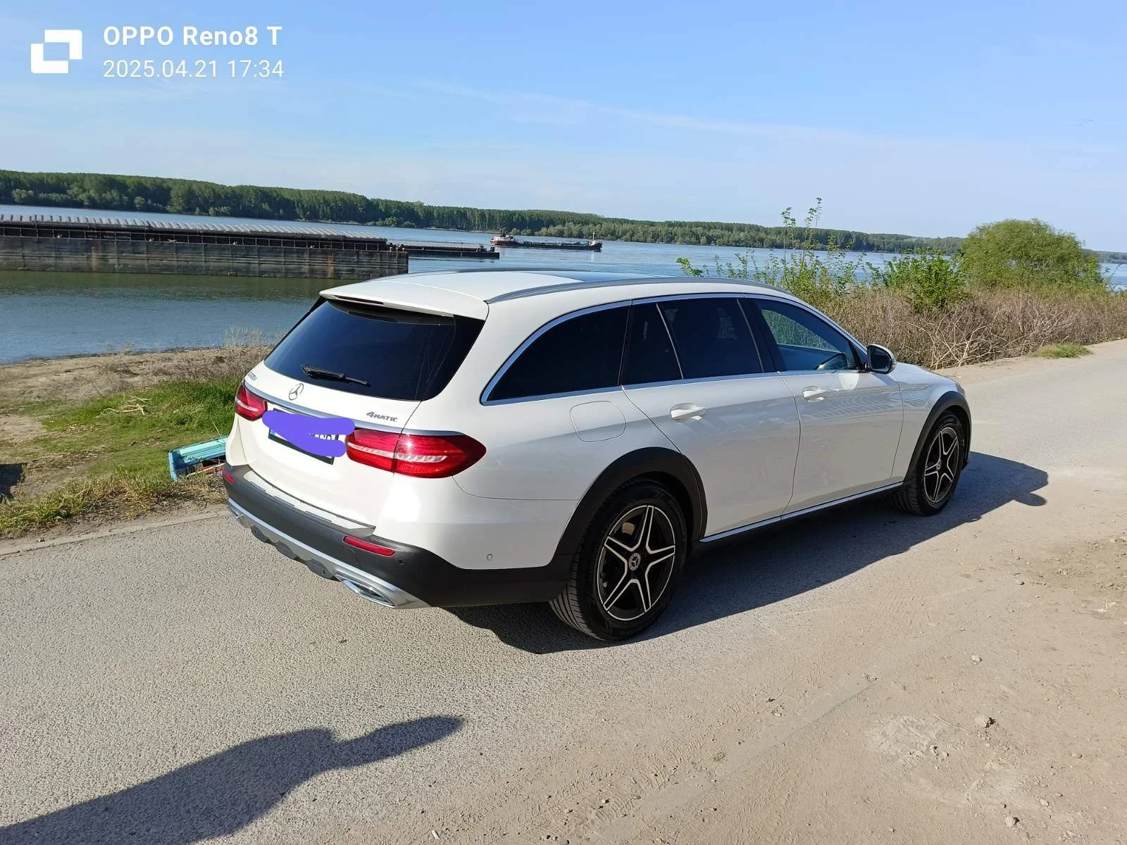 Mercedes-Benz E 220 All TERRAIN 4MATIC - изображение 2