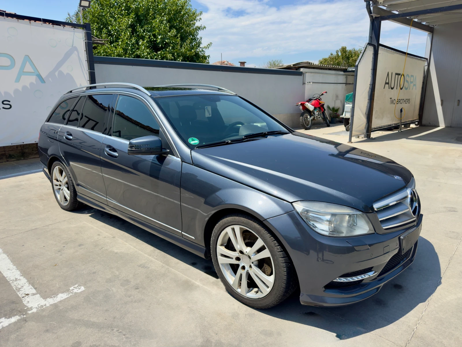 Mercedes-Benz C 300 AMG//PANORAMA//BARTER - изображение 3