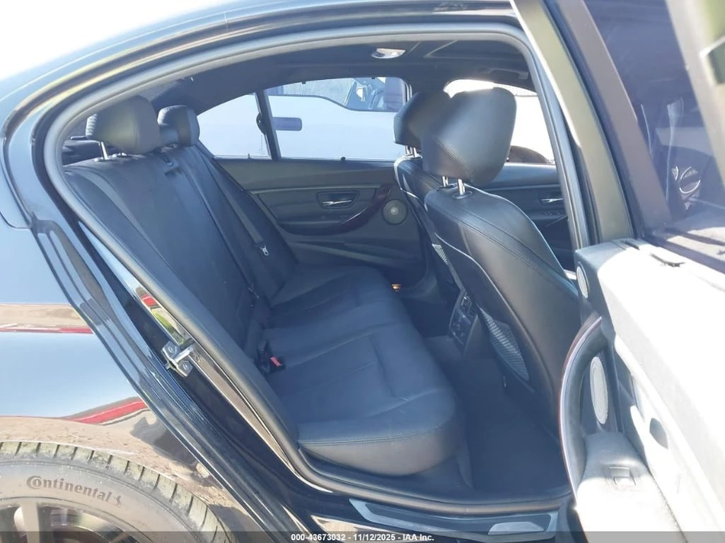 BMW 335 * CARFAX *    | Mobile.bg   8