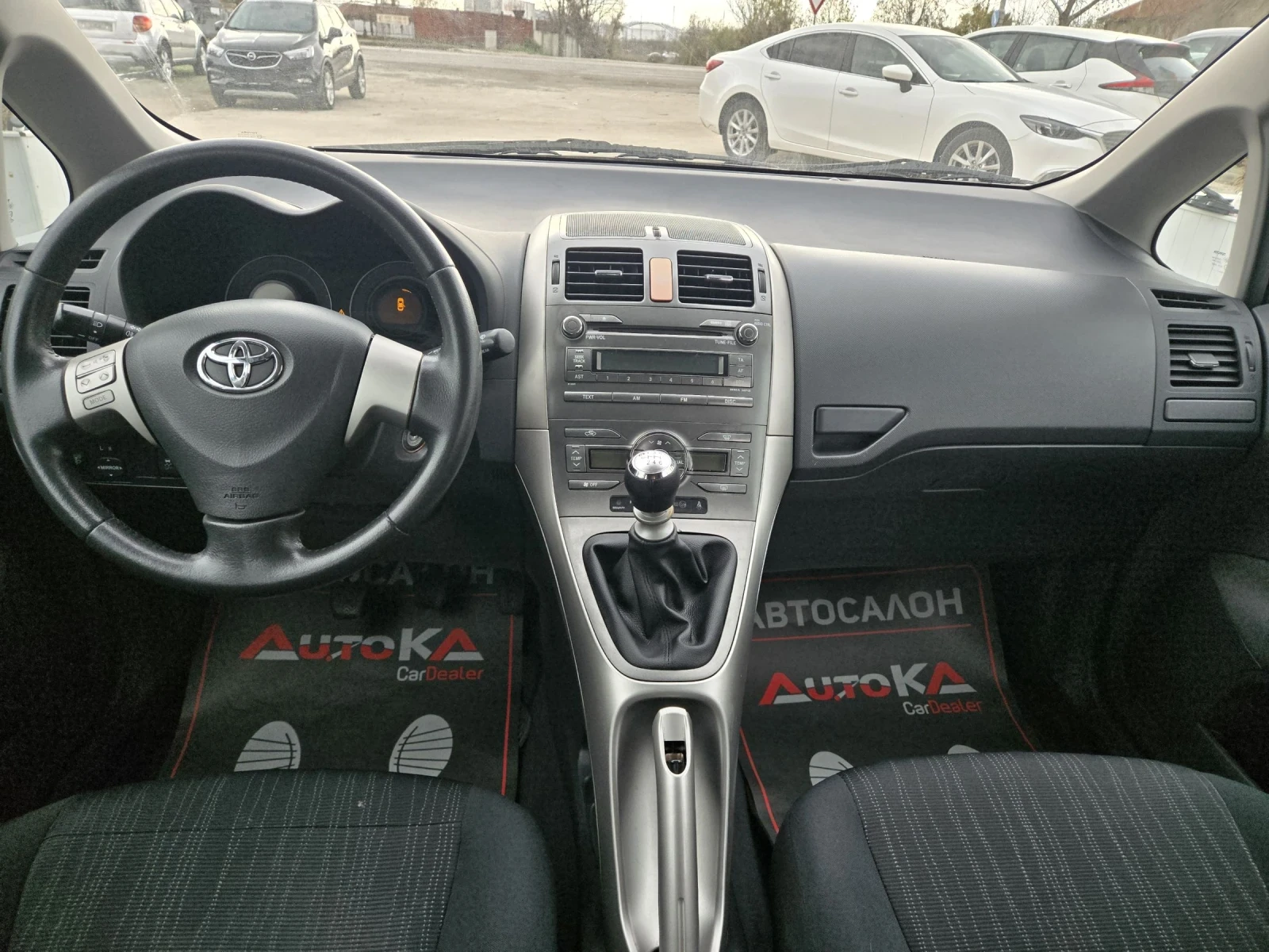 Toyota Auris 2.0D4d-126= 136.000= 6=  | Mobile.bg   12