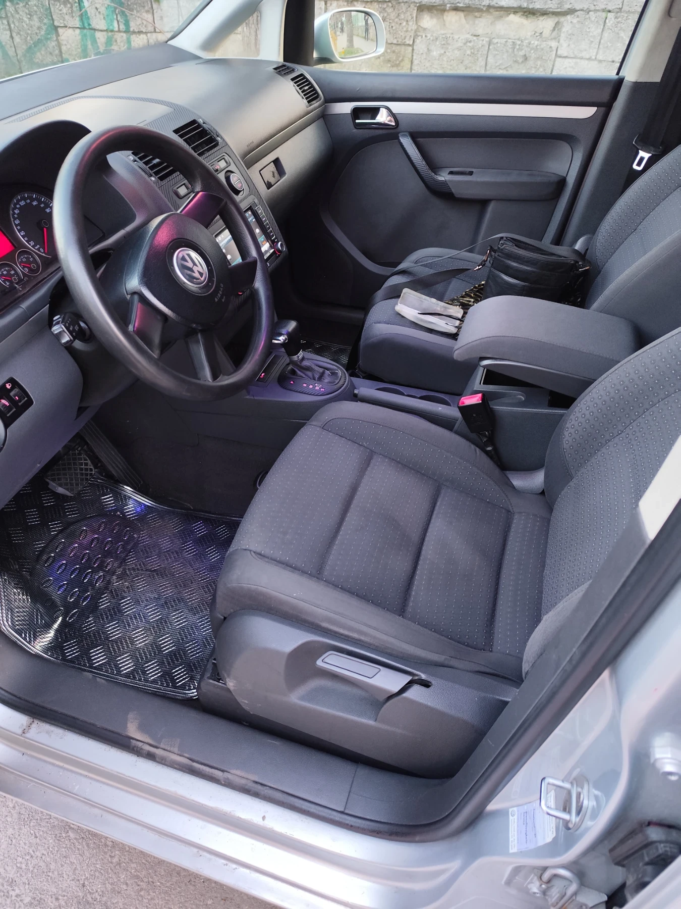 VW Touran, снимка 7 - Автомобили и джипове - 53977057