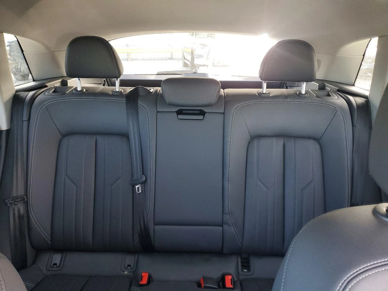 Audi E-Tron Premium Plus quattro, снимка 10 - Автомобили и джипове - 54235775