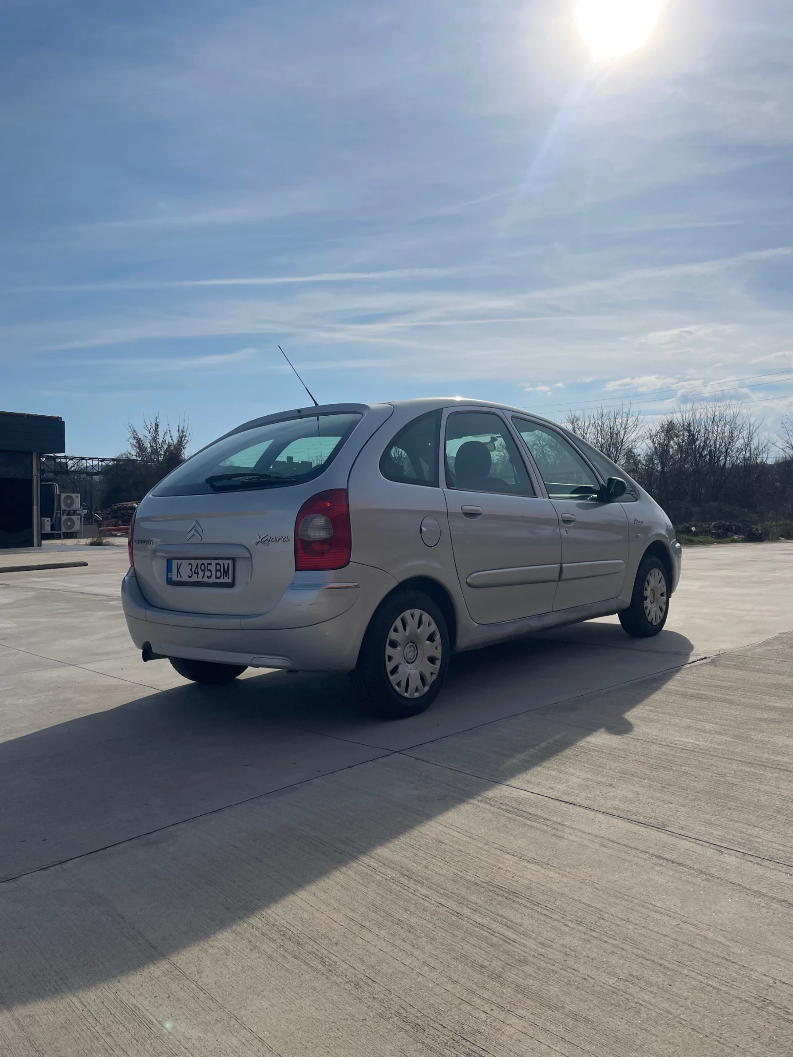Citroen Xsara picasso 1.6 HDI KLIMATIK, снимка 4 - Автомобили и джипове - 54335392