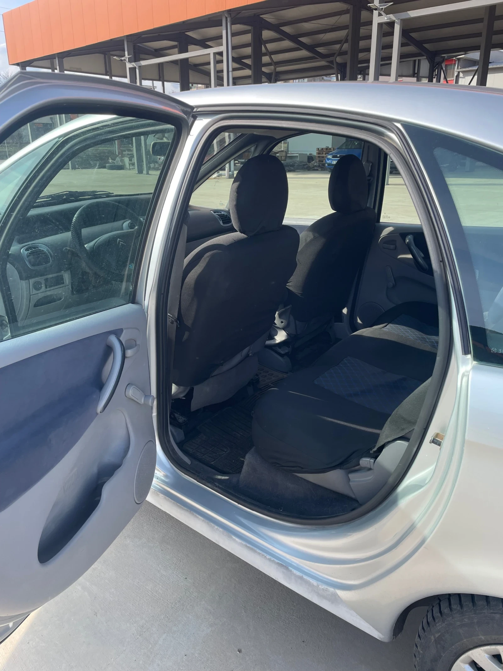 Citroen Xsara picasso 1.6 HDI KLIMATIK, снимка 12 - Автомобили и джипове - 54335392