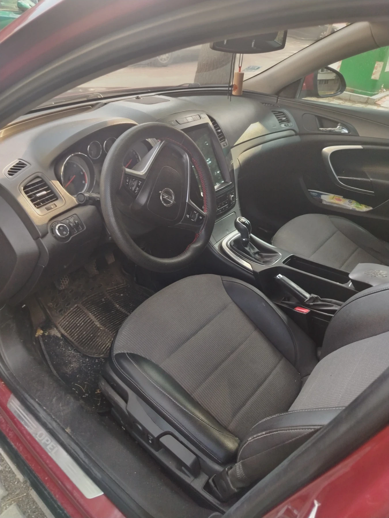 Opel Insignia, снимка 8 - Автомобили и джипове - 55584440