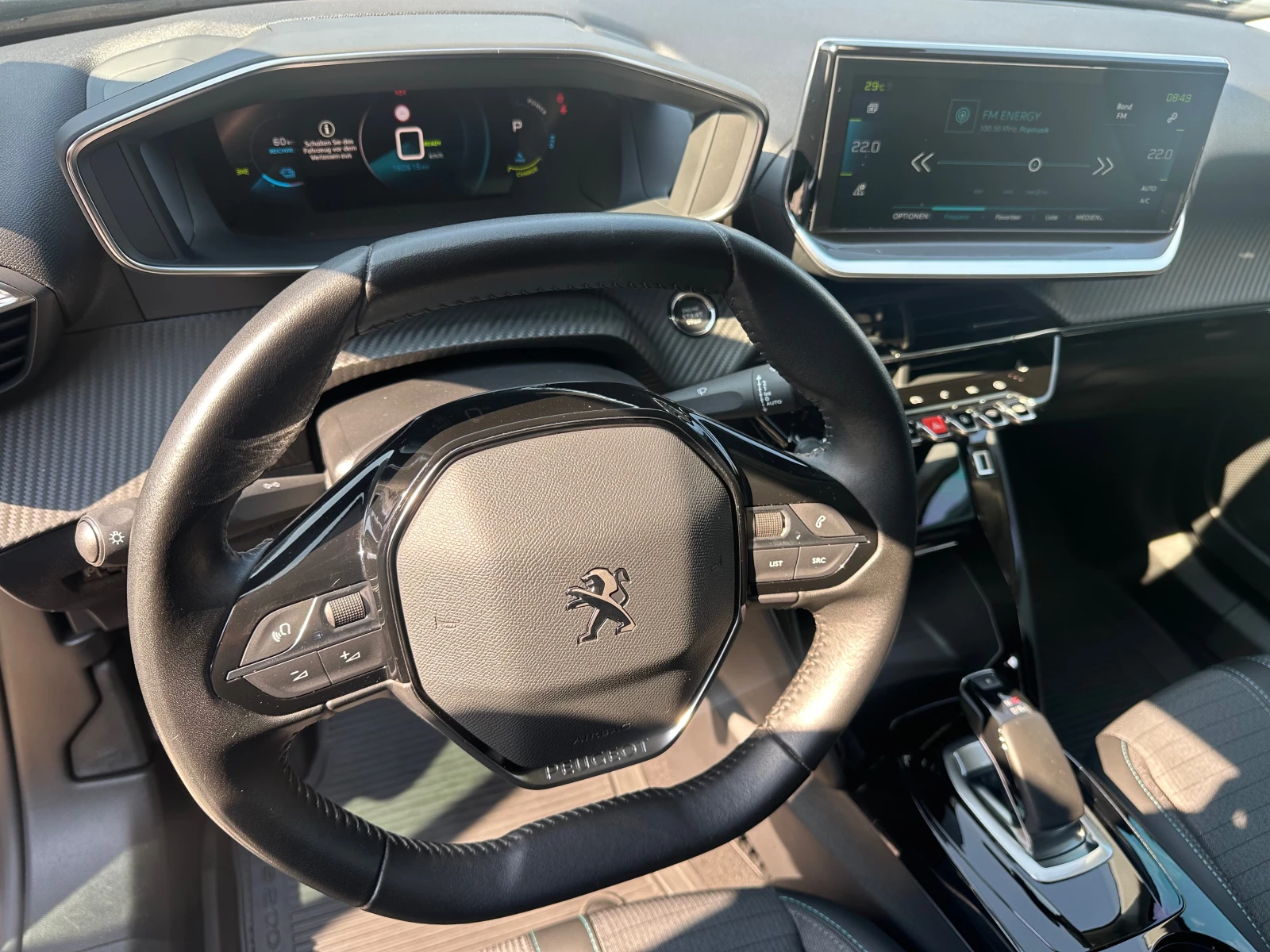 Peugeot 2008 Electric Drive* 50kWh, снимка 16 - Автомобили и джипове - 55204311