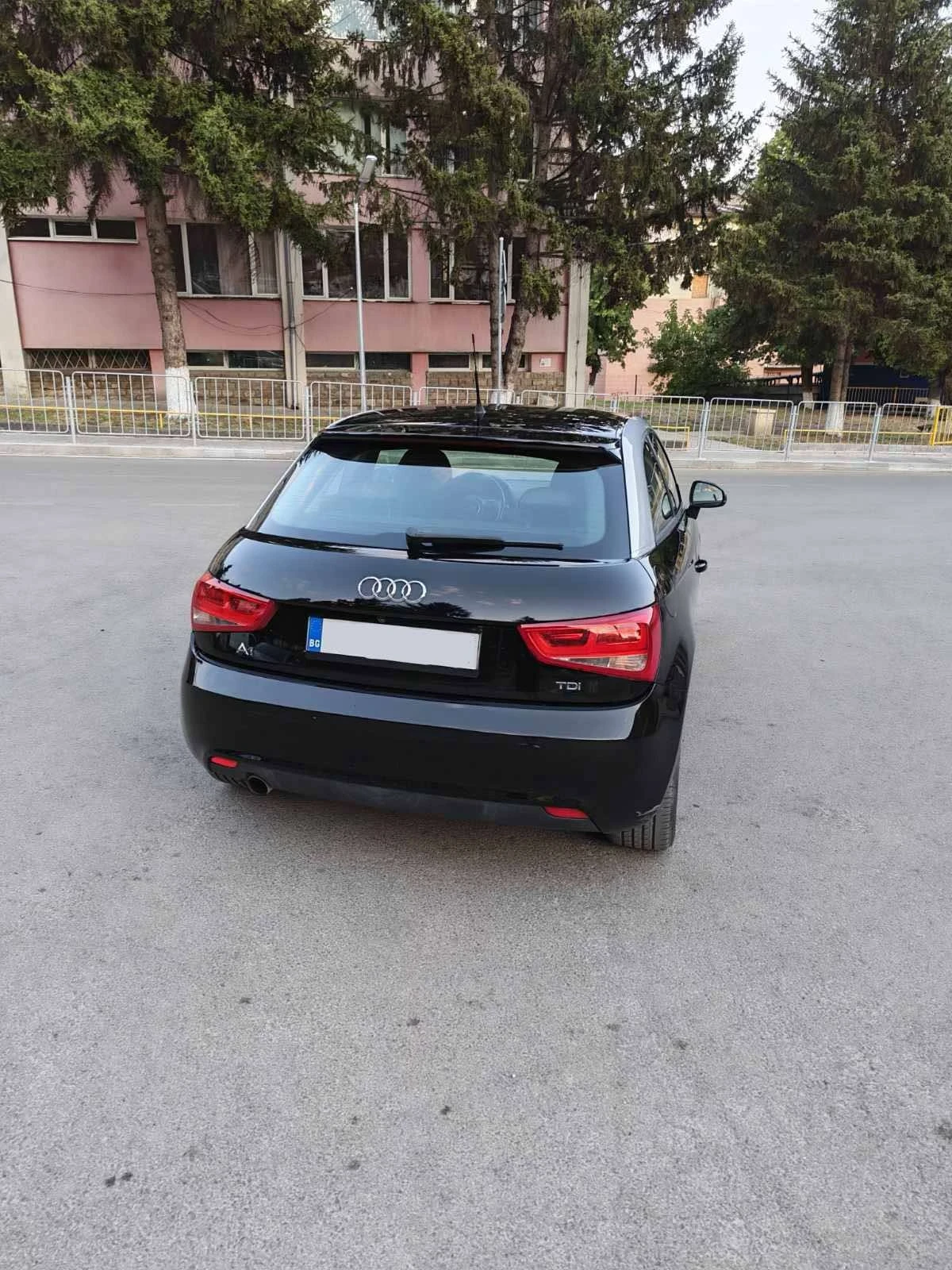 Audi A1 1.6 TDI, снимка 5 - Автомобили и джипове - 55232876