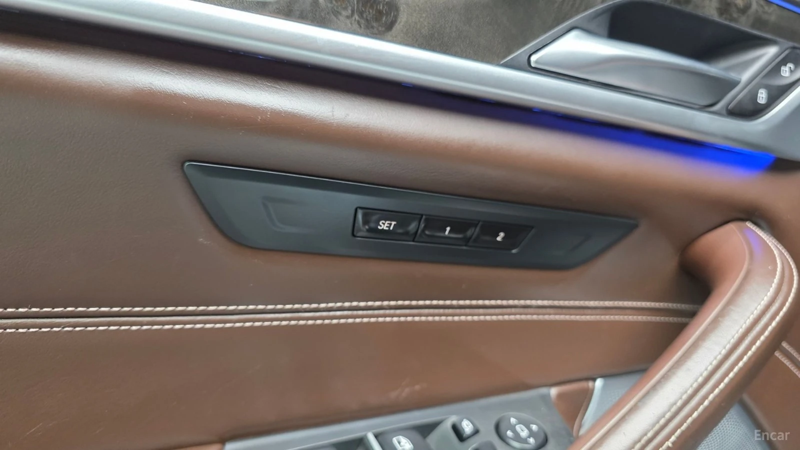 BMW 540 ДВА КЛЮЧА* ПАМЕТ* 360* ОБДУХВАНЕ* HEADUP* 4ПОДГРЕВ, снимка 15 - Автомобили и джипове - 55424368