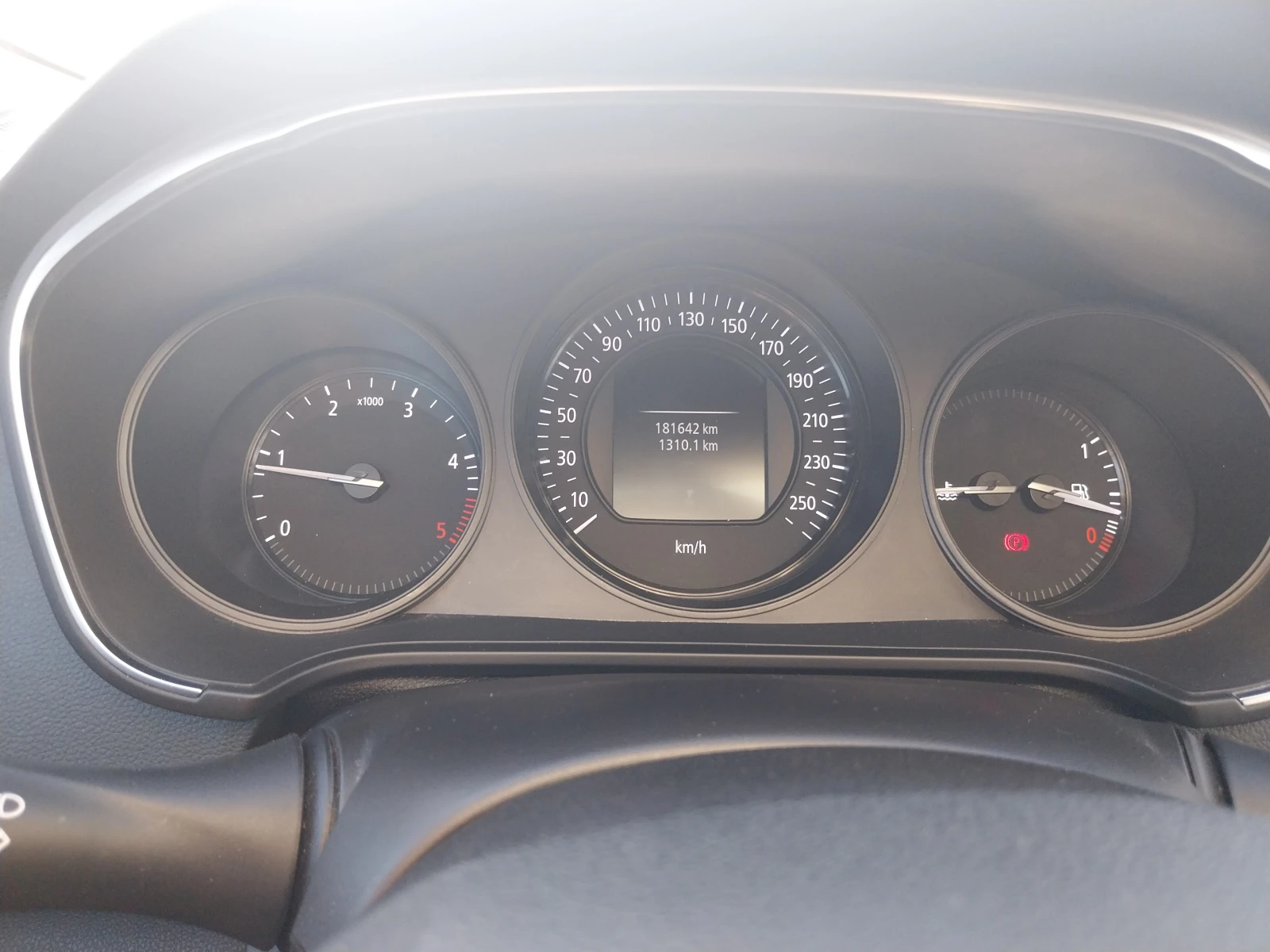 Renault Megane, снимка 5 - Автомобили и джипове - 55683050