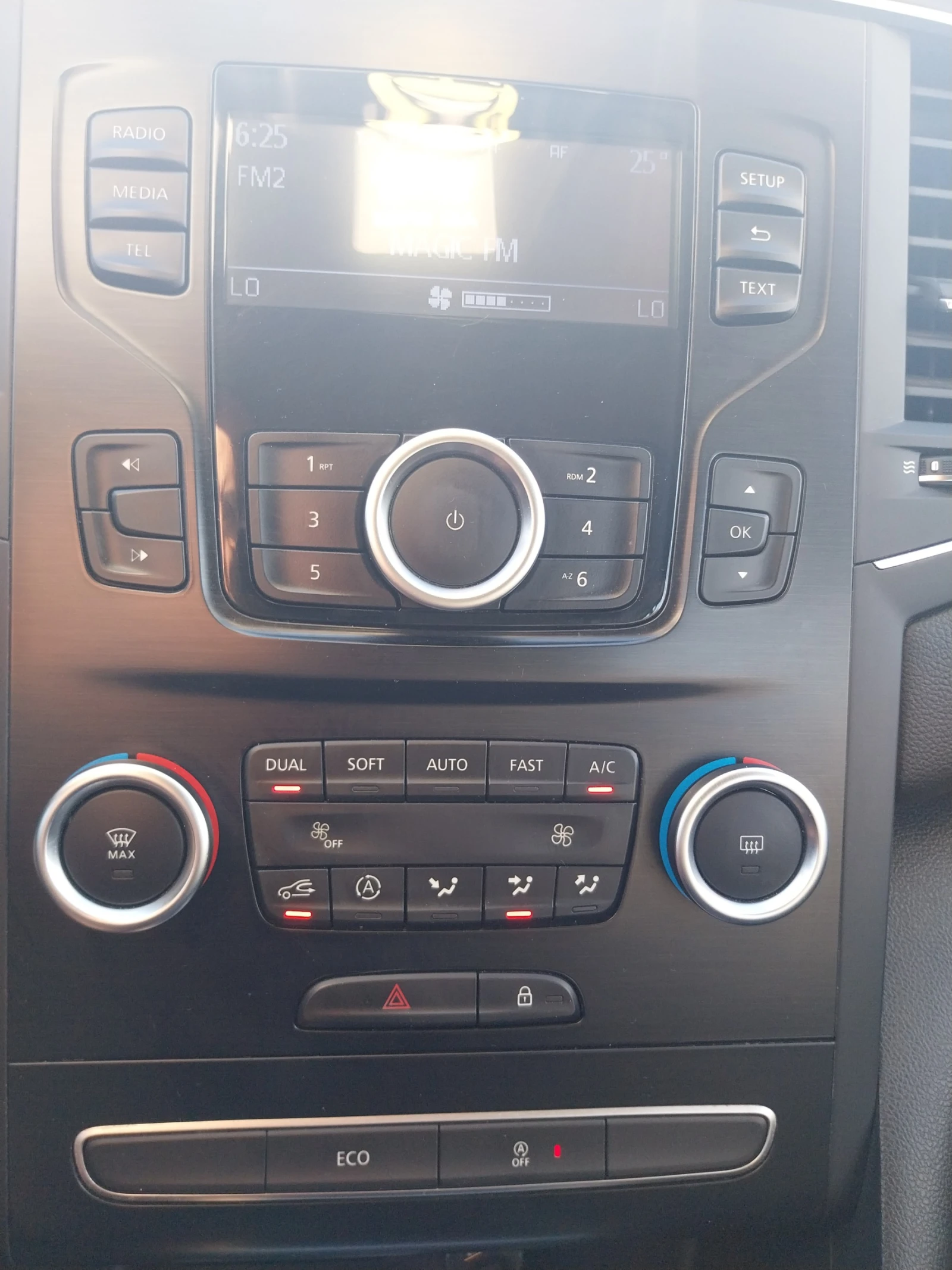 Renault Megane, снимка 8 - Автомобили и джипове - 55683050