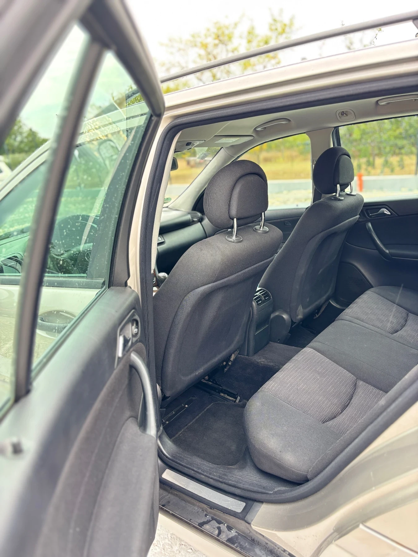 Mercedes-Benz C 200 Ceyslift perfektna , снимка 10 - Автомобили и джипове - 55874339