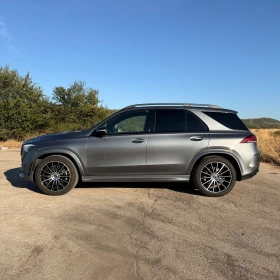 Mercedes-Benz GLE 300 d/ AMG/ Night/ AIRMATIC/ Гаранция 2028, снимка 4