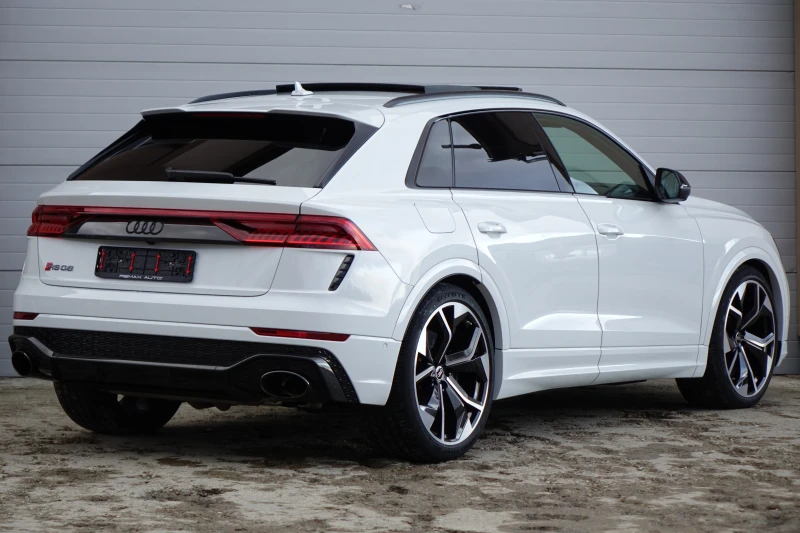 Audi RSQ8 EXCLUSIVE* CARBON* CERAMIC* B&O* 360* HD MATRIX* , снимка 9 - Автомобили и джипове - 48079515