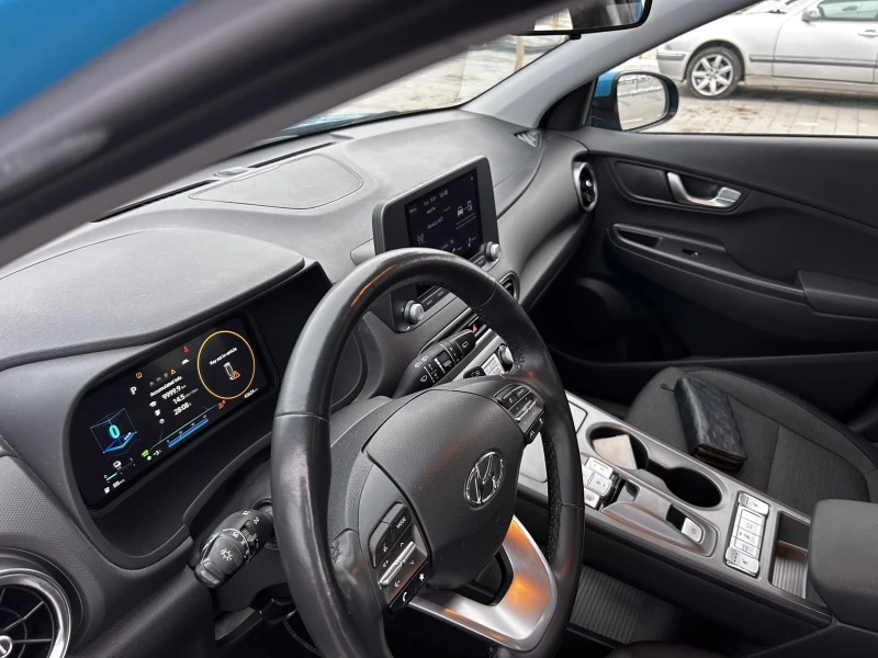 Hyundai Kona, снимка 11 - Автомобили и джипове - 48743794