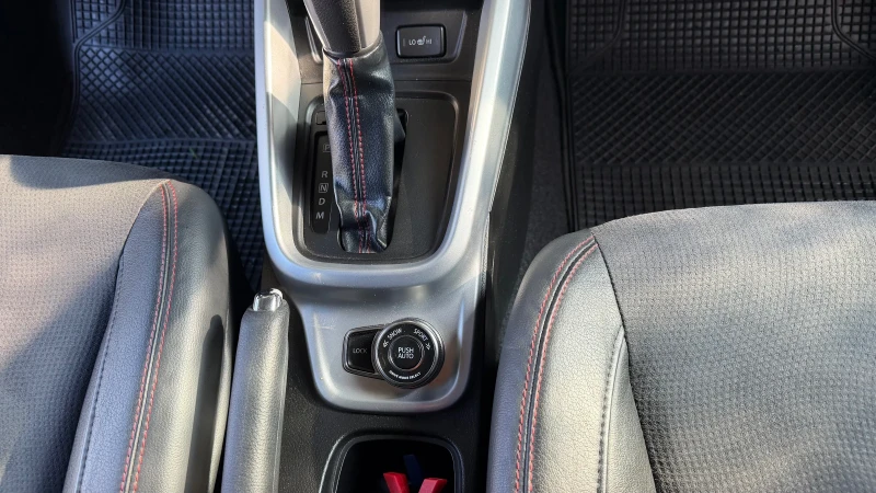 Suzuki Vitara 1.4 Booserjet, снимка 9 - Автомобили и джипове - 53258528