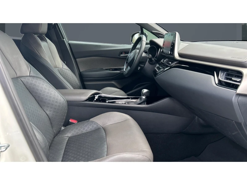 Toyota C-HR Месечна вноска от 574 лв., снимка 6 - Автомобили и джипове - 52662155