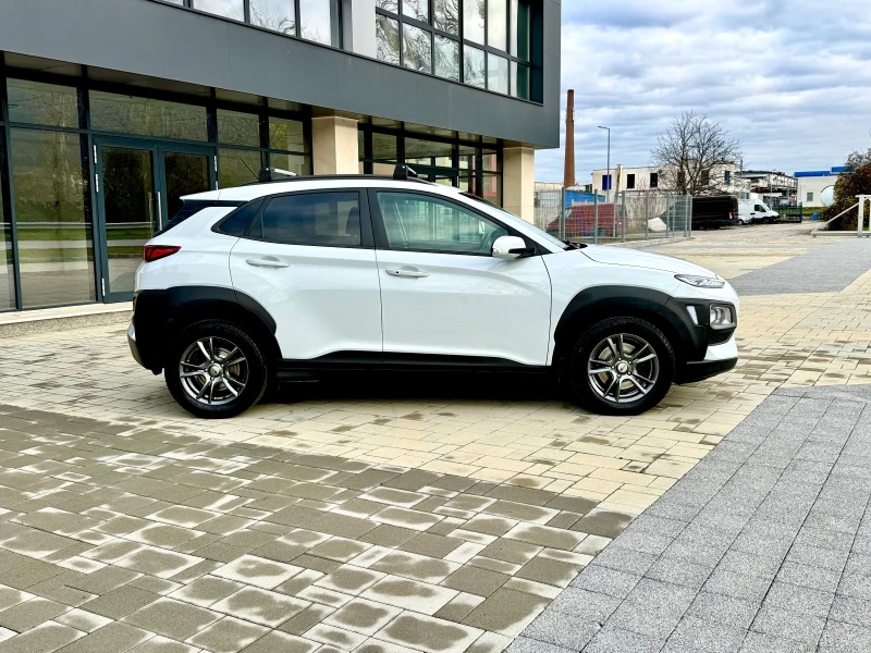 Hyundai Kona 2.0i 4х4 , снимка 4 - Автомобили и джипове - 52699993