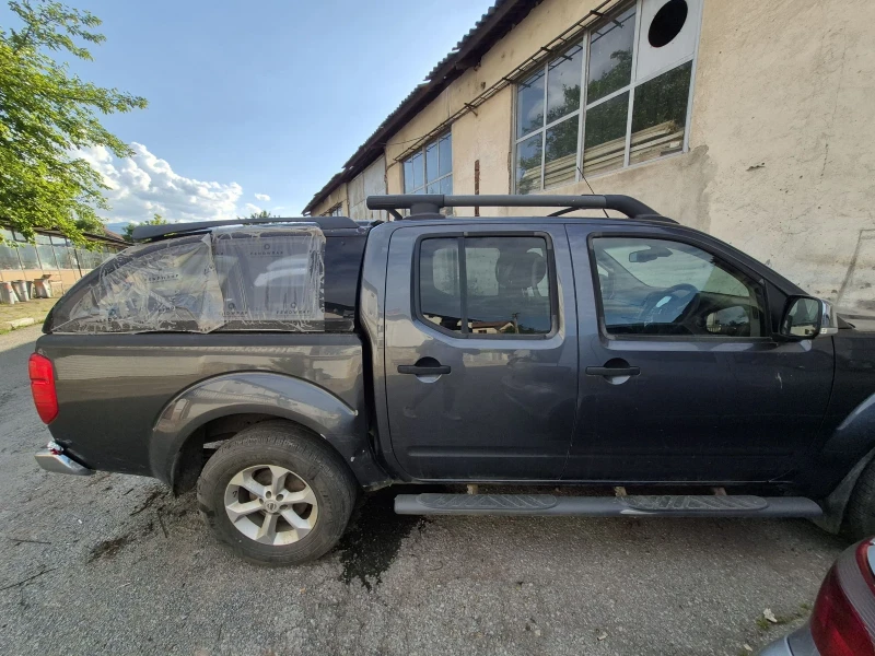 Nissan Navara, снимка 4 - Автомобили и джипове - 53178731