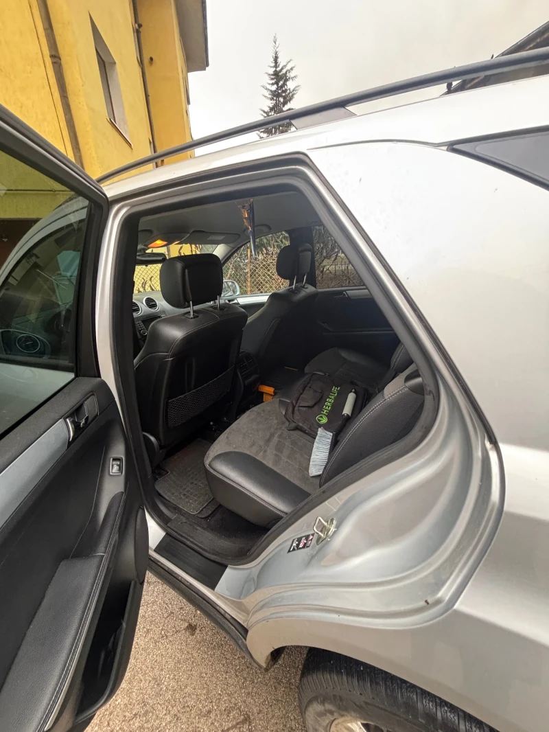 Mercedes-Benz ML 320, снимка 5 - Автомобили и джипове - 53386292