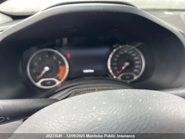 Jeep Renegade * TRAILHAWK * CARFAX * БЕЗ ПЪРВОНАЧАЛНА ВНОСКА, снимка 7 - Автомобили и джипове - 52735190