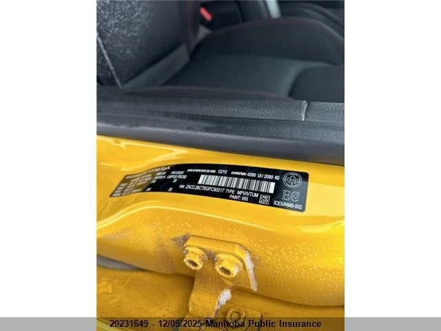 Jeep Renegade * TRAILHAWK * CARFAX * БЕЗ ПЪРВОНАЧАЛНА ВНОСКА, снимка 9 - Автомобили и джипове - 52735190