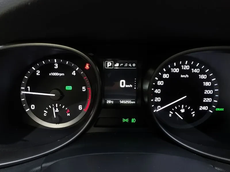 Hyundai Santa fe 2.0 CRDi 4WD - САМО 30% АВАНС, снимка 8 - Автомобили и джипове - 56021686