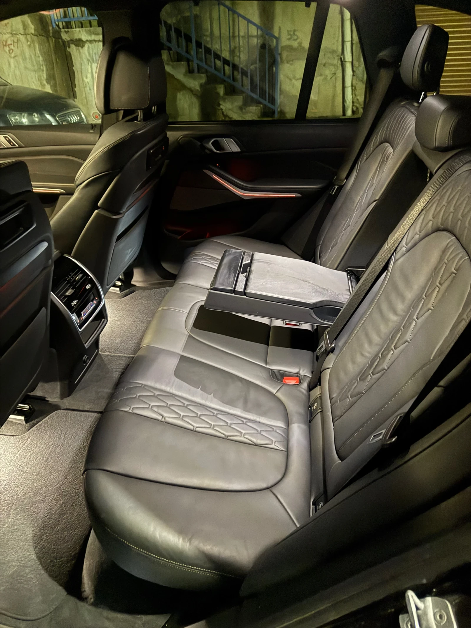 BMW X5 40i xDrive + 22-�� ������ � ���� | Mobile.bg � ����������� 16