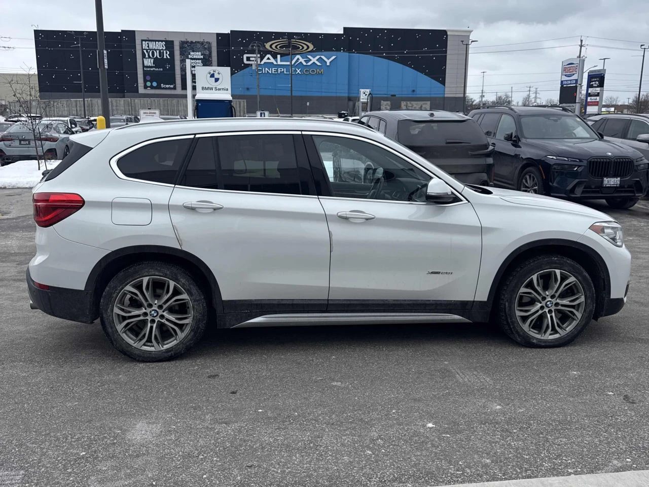 BMW X1 KEYLESS* BLUETOOTH* ПОДГРЕВ*  - изображение 3