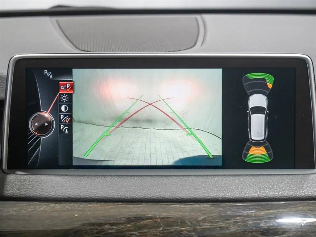 BMW X5 xDrive 35i* HARMAN KARDON* PANORAMA* ПОДГРЕВ* , снимка 13 - Автомобили и джипове - 53714476