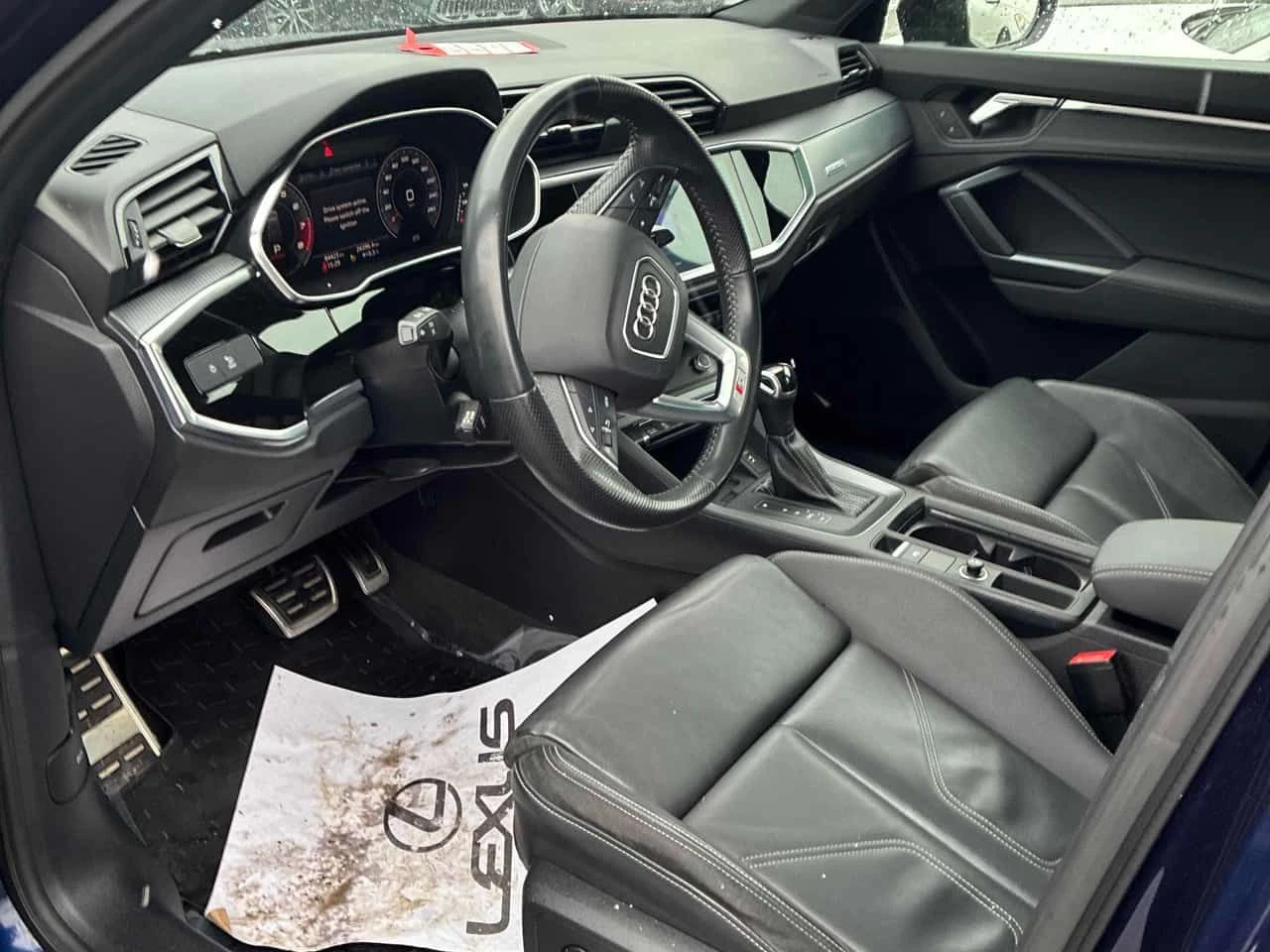 Audi Q3 QUATTRO * FULL S LINE* DIGITAL* ПАНОРАМА* ПОДГРЕВИ, снимка 8 - Автомобили и джипове - 53964906