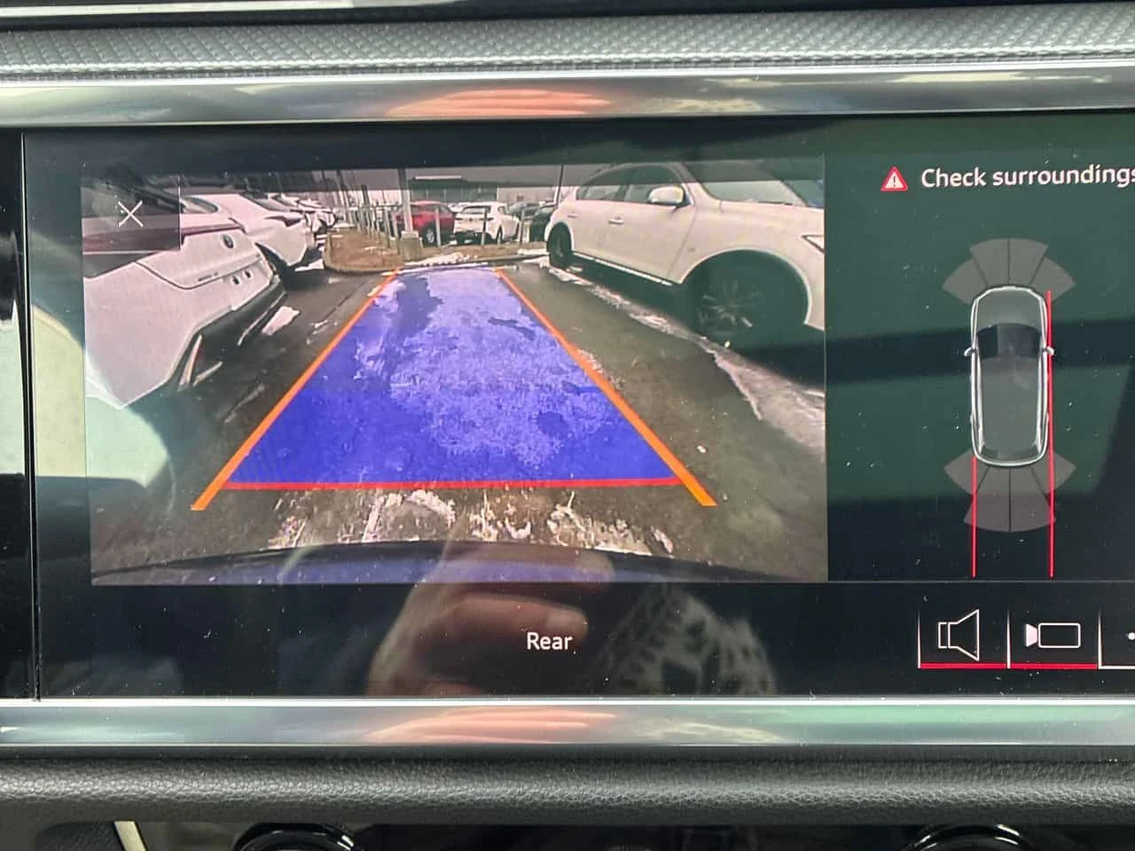 Audi Q3 QUATTRO * FULL S LINE* DIGITAL* ПАНОРАМА* ПОДГРЕВИ, снимка 12 - Автомобили и джипове - 53964906